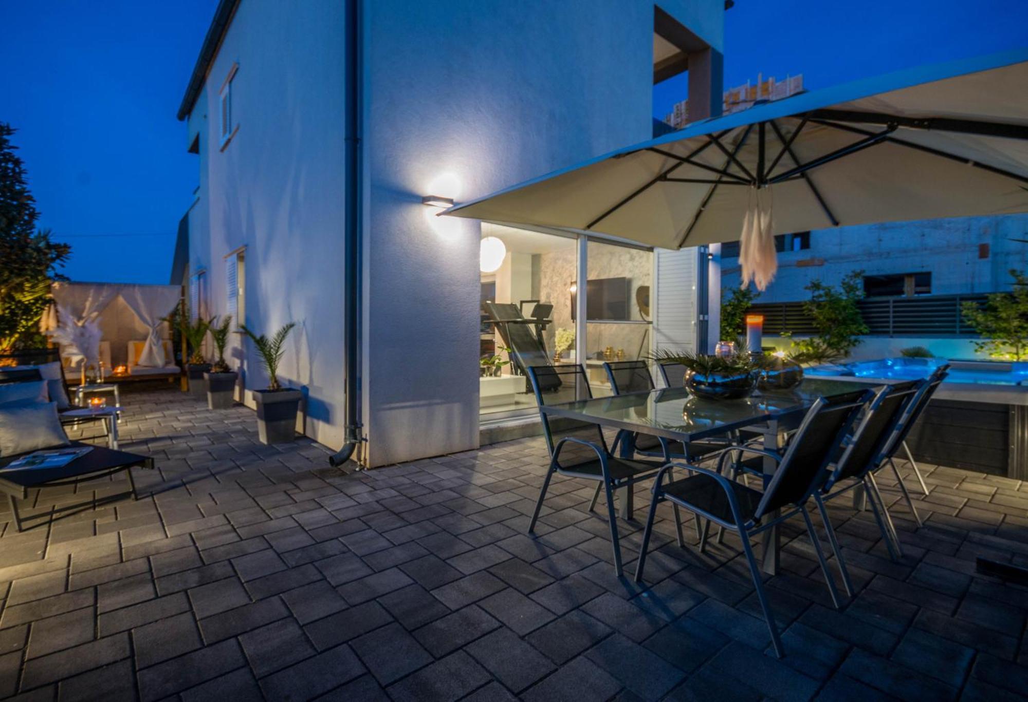 House With Pool Ledenko Appartement Biograd Na Moru Buitenkant foto